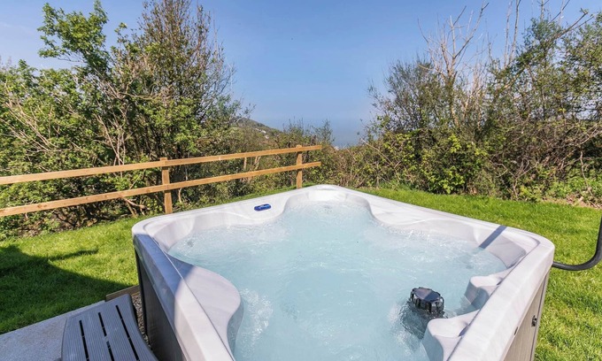 Barbrook RV Rental | 2 bedroom accommodation in Lynton