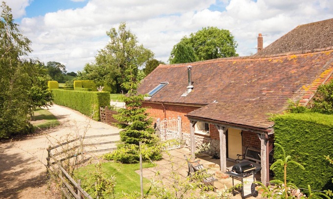 Moreton Cottage | 2 bedroom accommodation in Berrow, near Malvern