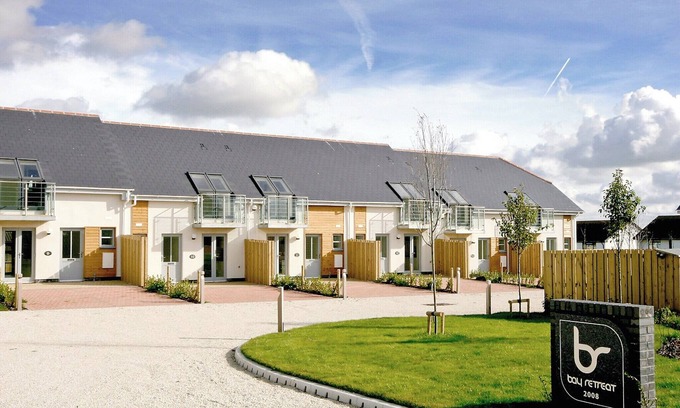 Padstow Cottage | 2 bedroom accommodation in St Merryn, near Padstow