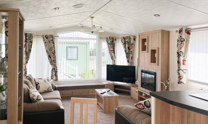 St George House | 2 bedroom accommodation in Towyn