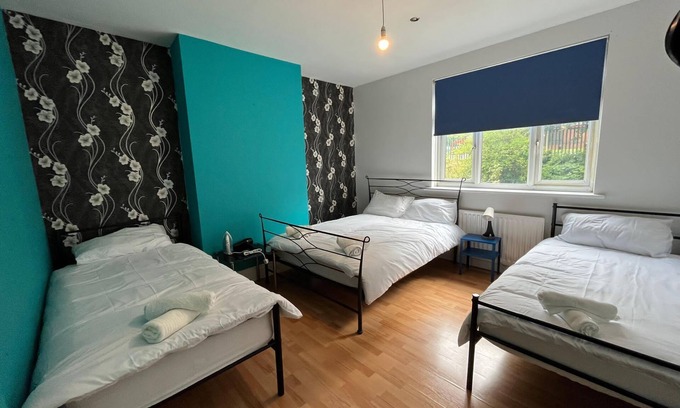 Fenham Apartment | 2 Bedroom Apartment, 5 Minutes From City Centre