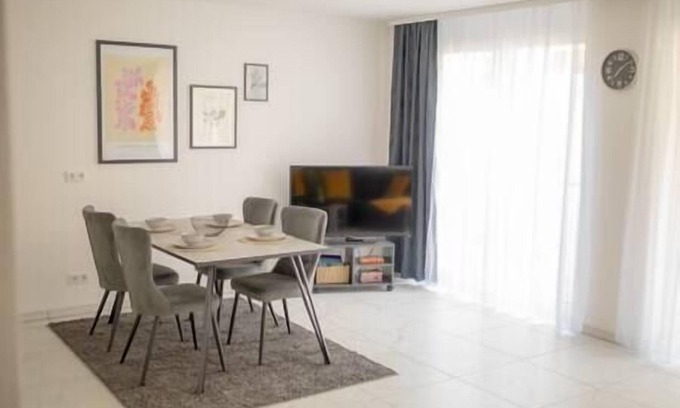 Radolfzell am Bodensee Apartment | 2-bedroom apartment, new building, 62 sqm, parking, elevator