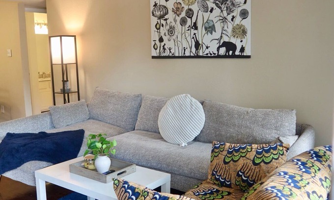 Texas Medical Center Apartment | 2-bedroom apartment in enjoyable Houston with WiFi, fitness room, AC