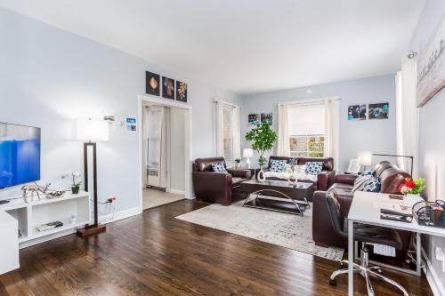 Bristol Apartment | 2 Bedroom Apartment Near Bristol Center