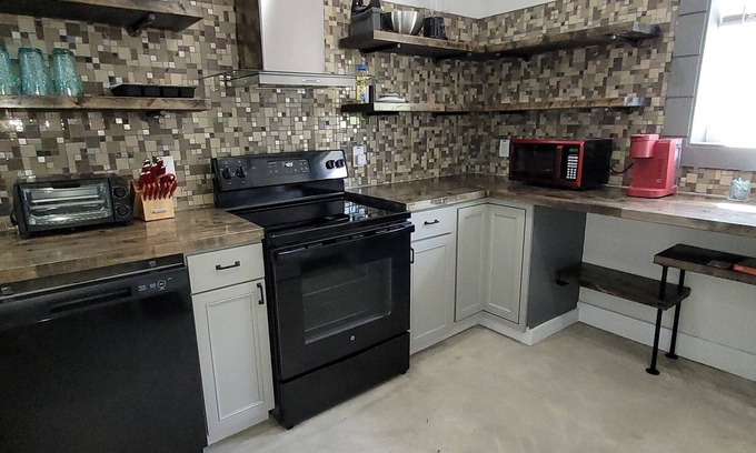 Mount Airy Apartment | 2 Bedroom apartment with handicap-friendly features