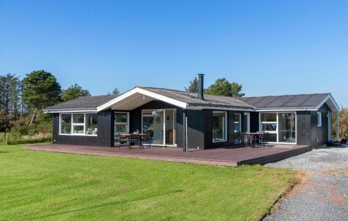 Lonstrup House | 2 Bedroom Awesome Home In Hjørring