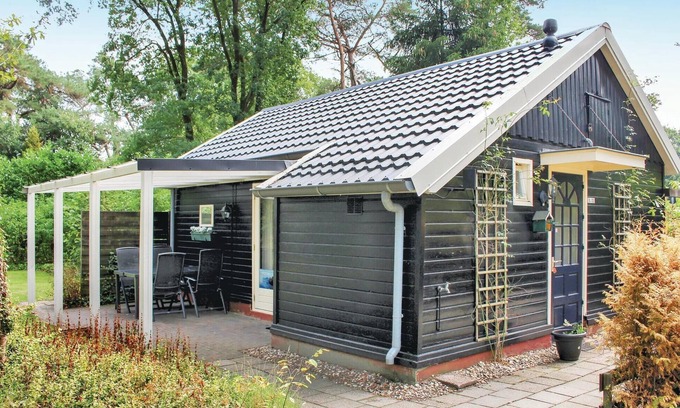 Beerze House | 2 bedroom awesome home in Beerze
