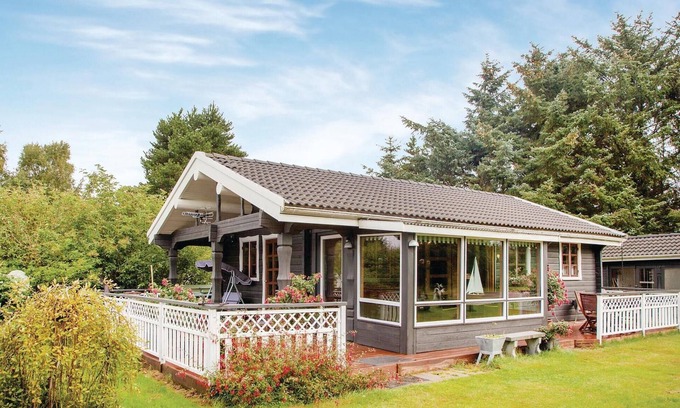 Hou House | 2 bedroom awesome home in Hals