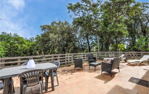 Biot Apartment | 2 Bedroom Beautiful Apartment In Biot
