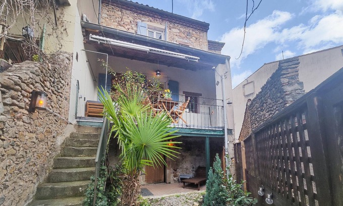 Herepian House | 2 bedroom beautiful home in Hérépian