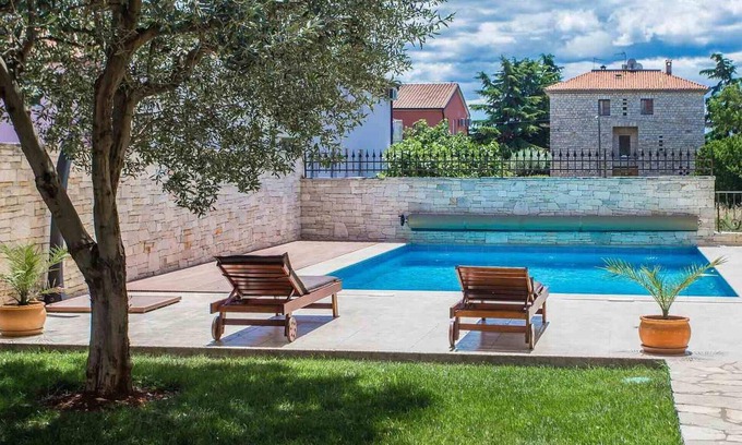 Novigrad House | 2 bedroom beautiful home in Novigrad