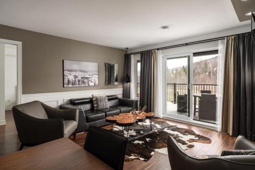 Saint-Sauveur Apartment | 2 bedroom suite with access to Sommet Saint-Sauveur