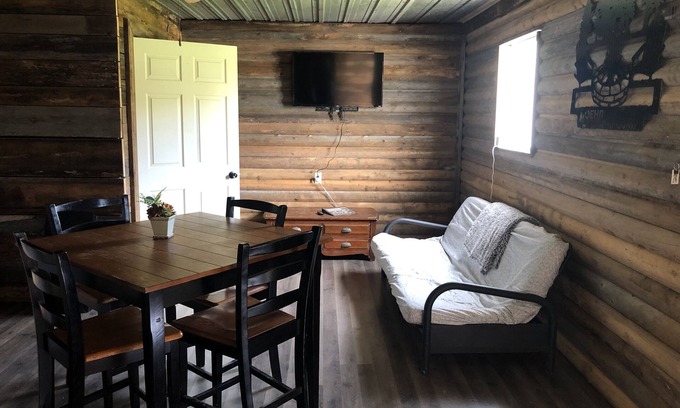 Flemington Cabin | 2 bedroom cabin close to Pomme de Terre Lake