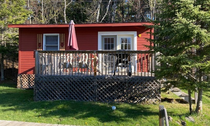 Ray Cabin | 2 bedroom cabin in the heart of Voyageurs National Park on Lake Kabetogama.