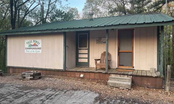 Table Rock Cabin | 2 Bedroom Cabin-Next to Silver Dollar City