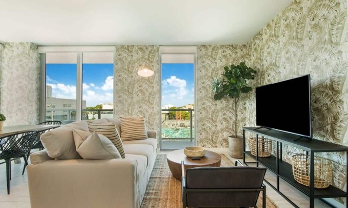 Northeast Miami Condo | 2 Bedroom -City View- Miami Design District - 402