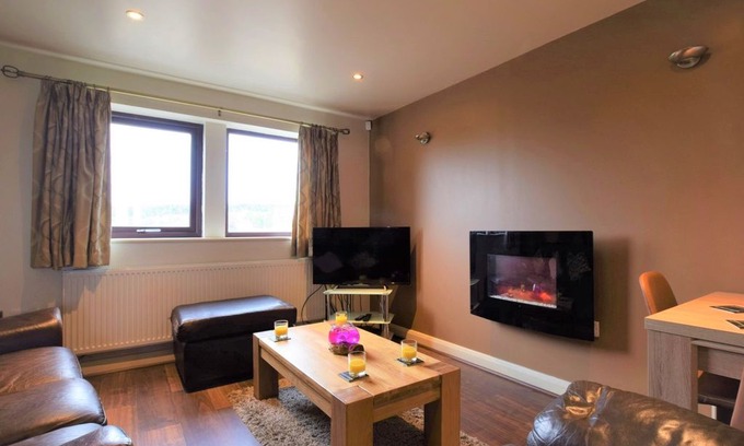 Blackburn Cabin | 2 bedroom Cottage in Mellor - FINCH