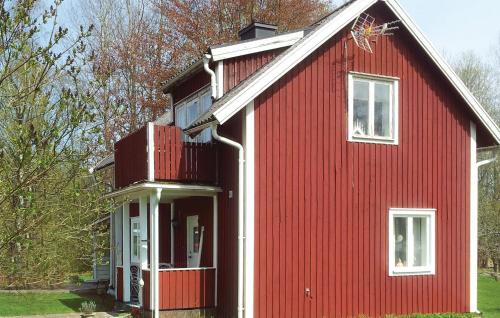 Kosta House | 2 Bedroom Cozy Home In Kosta