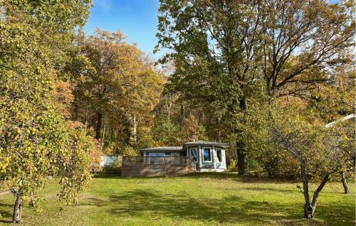 Huskvarna House | 2 Bedroom Cozy Home In Huskvarna