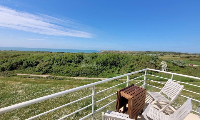 Wimereux Apartment | 2-Bedroom Duplex with Parking and Pets Allowed