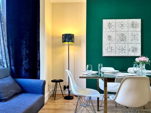 Elephant and Castle Apartment | 2 Bedroom Flat In Central London