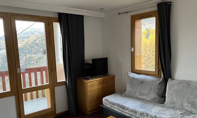 Bellentre Apartment | 2 bedroom apartment at the foot of the slopes
