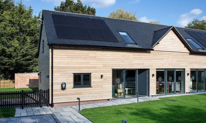 Dorsington Cottage | 2 bedroom accommodation in Dorsington, near Stratford-Upon-Avon