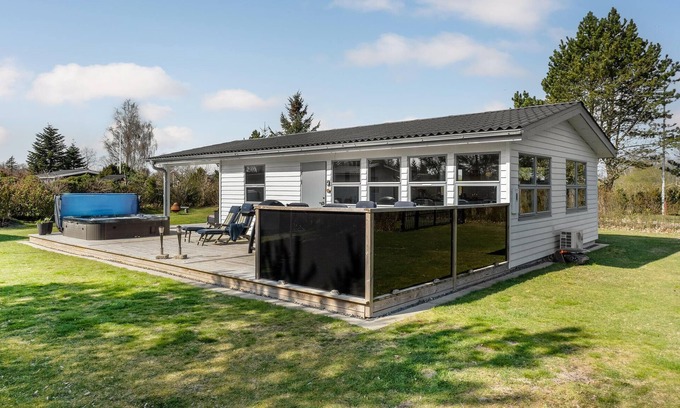 Oster Hurup House | 2 bedroom gorgeous home in Hadsund
