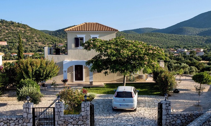 Mazarakata Villa | 2 Bedroom Villa, Private Pool Stunning Castle/Mountain Views, Close to Sea, WiFi