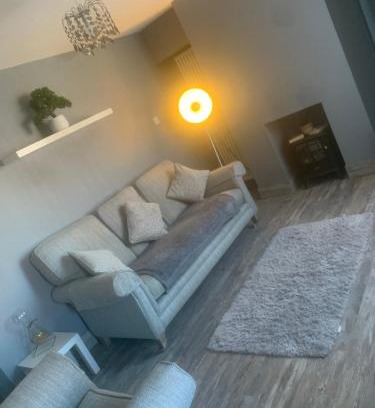 Belfast House | 2 bedroom house Belfast city