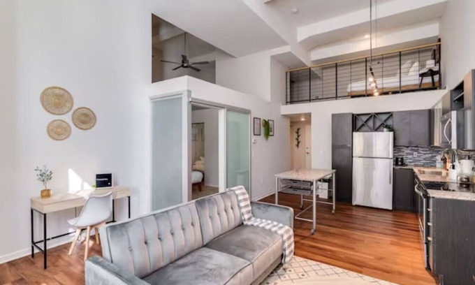 Central Business District Apartment | 2-Bedroom in CBD Sky Lounge & Pool Access