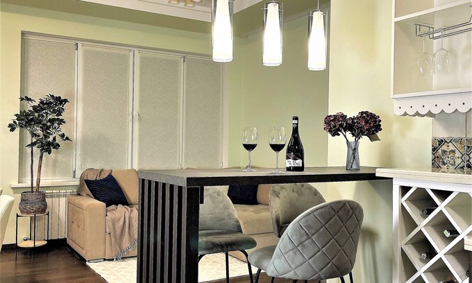 Chisinau House | 2-bedroom & Living house in Chișinău with AC, WiFi, Parking and EV Charger.