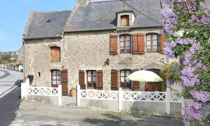 Saint-Lunaire House | 2 bedroom lovely home in Saint-Lunaire