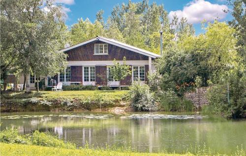 Athis House | 2 Bedroom Nice Home In Athis