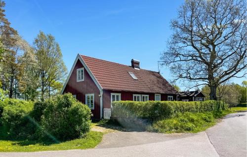 Bjarnum House | 2 Bedroom Nice Home In Bjärnum