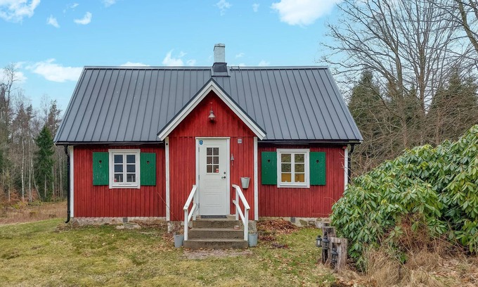 Hassleholm Municipality House | 2 bedroom nice home in Tyringe