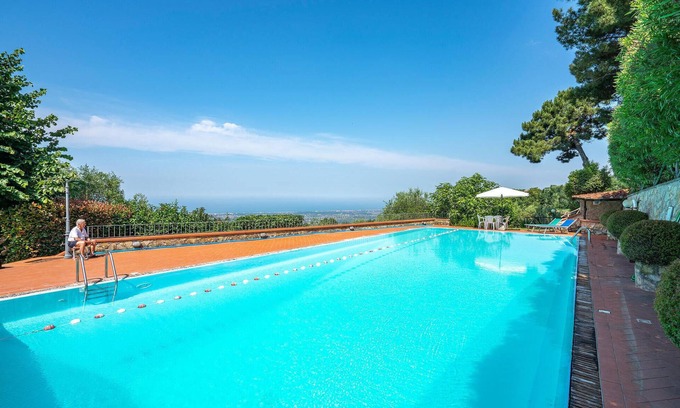 Pedona House | 2 bedroom nice home in Camaiore LU