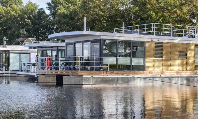 Leuken Boat Rental | 2 bedroom nice ship in Well