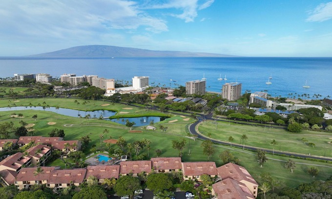 Kaanapali Condo | 2-bedroom ocean view condo steps from beach, golf, dining, hotels, & shops.