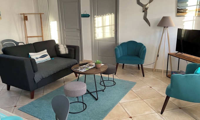 Saint-Come-du-Mont House | 2 Bedroom Private vacation home in Carentan-les-Marais