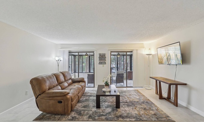 Jacksonville Condo | 2-Bedroom- Peaceful Jacksonville With WiFi, Enjoy Your Stay On The River W/Dock