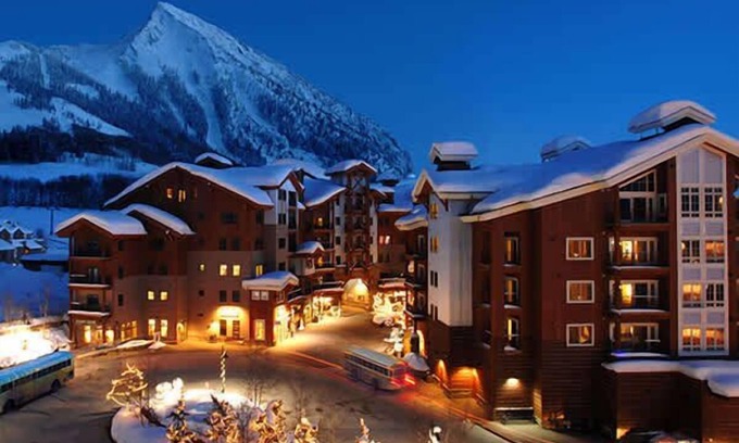 Crested Butte Condo | 2 Bedroom Penthouse Condo at the Lodge at Mountaineer Square, Hot Tub and Pool