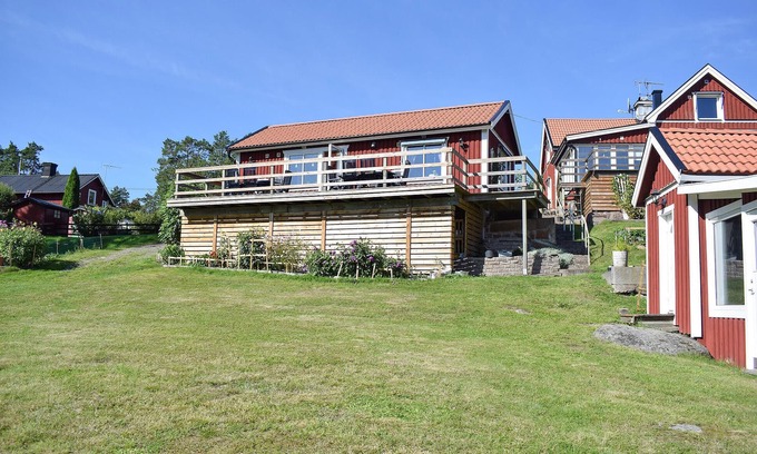 Figeholm House | 2 bedroom pet friendly home in Figeholm