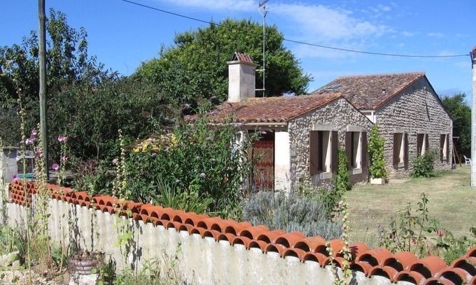 Saint Froult House | 2 Bedroom Private vacation home in Saint-Froult