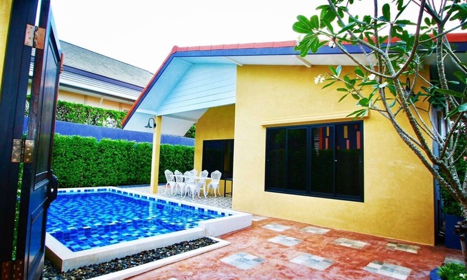 Hua Hin Villa | 2 Bedroom Private Pool Villa
