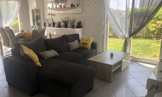 Plouarzel House | 2 Bedroom Private vacation home in Plouarzel