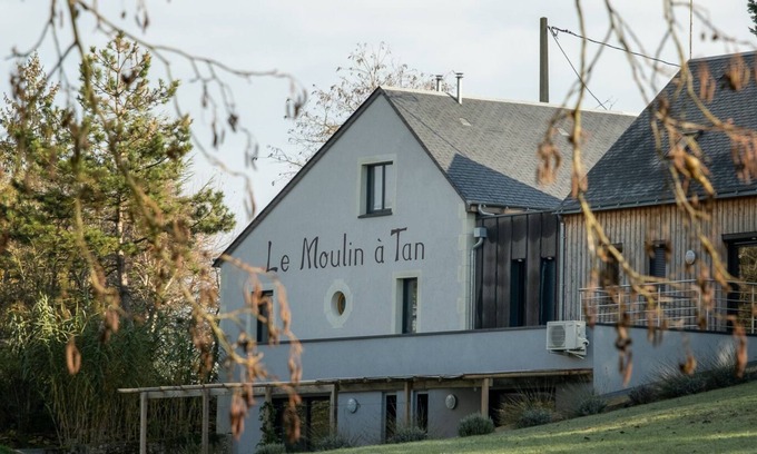 Sache House | 2 bedroom private vacation home in sachã© - France