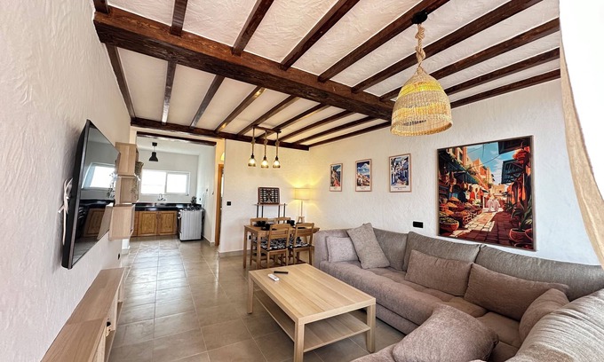 Cabo Negro House | 2 bedroom ~ Short walk to the sea, Ideal for long stays