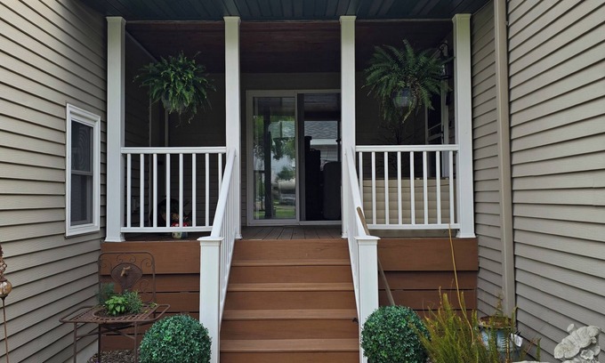Watertown Apartment | 2-bedroom Sleeping Rooms in fantastic Watertown SD with WiFi, AC
