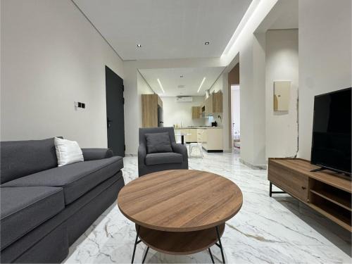 Al Malaz Apartment | 2-Bedroom with Outdoor Patio - 5B